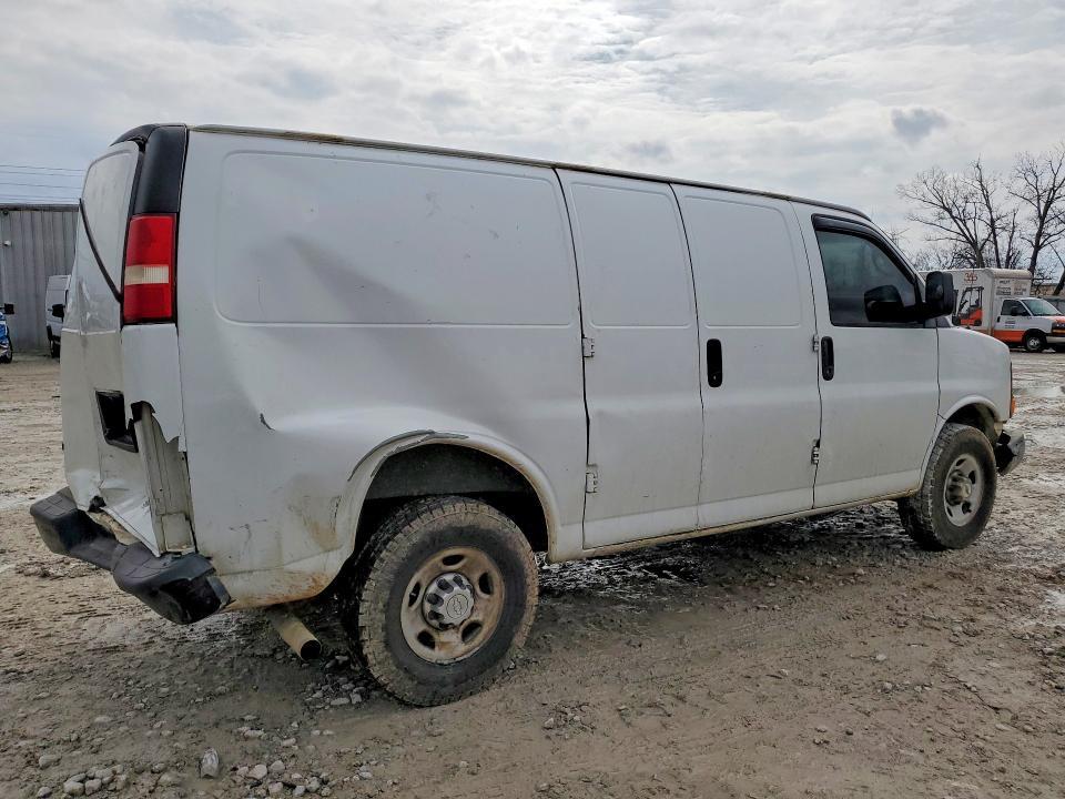 2015 Chevrolet Express G2500