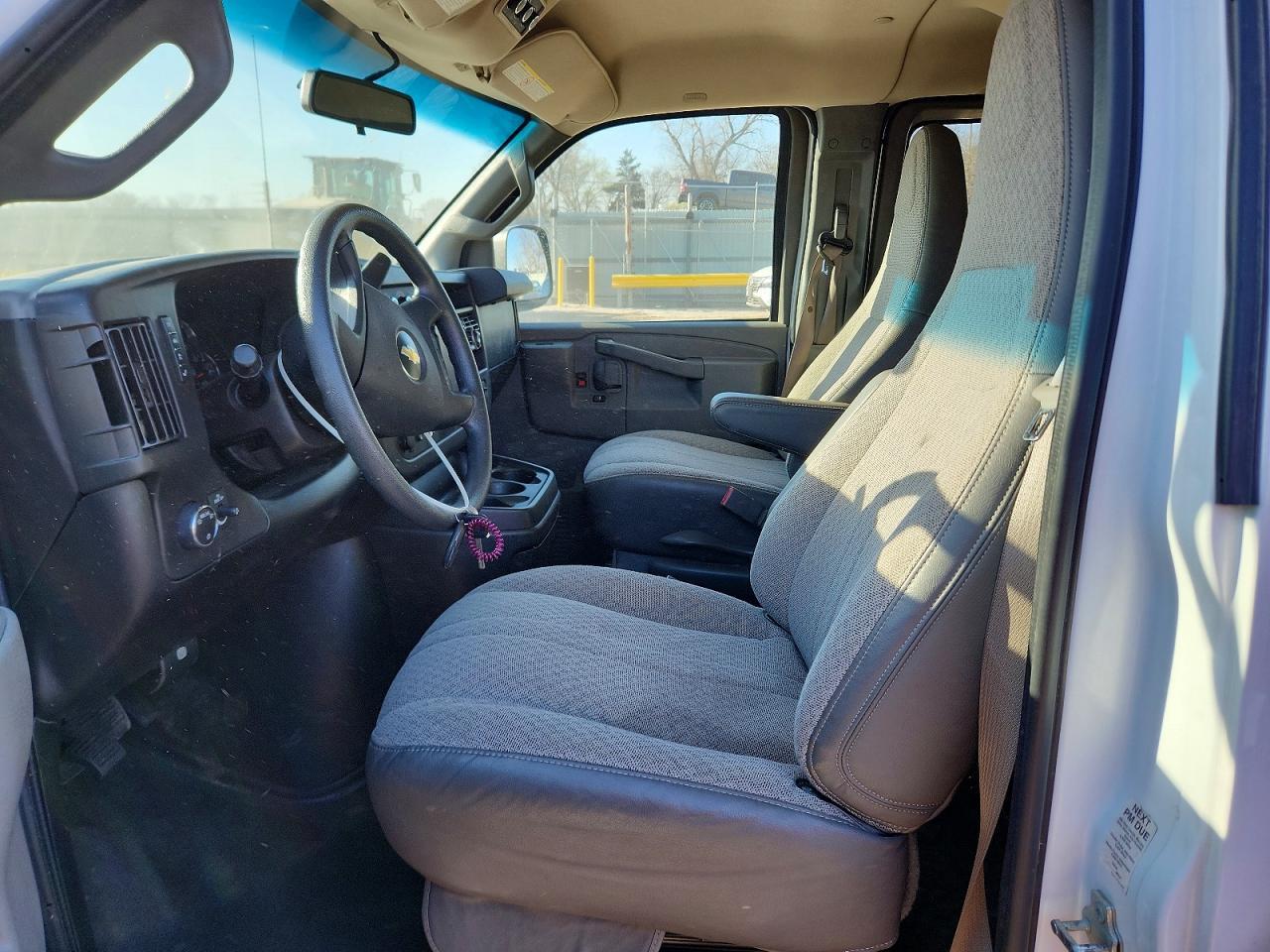 2018 Chevrolet Express G2500 LT