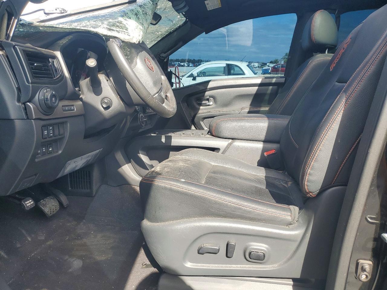 2023 Nissan Titan PRO-4X