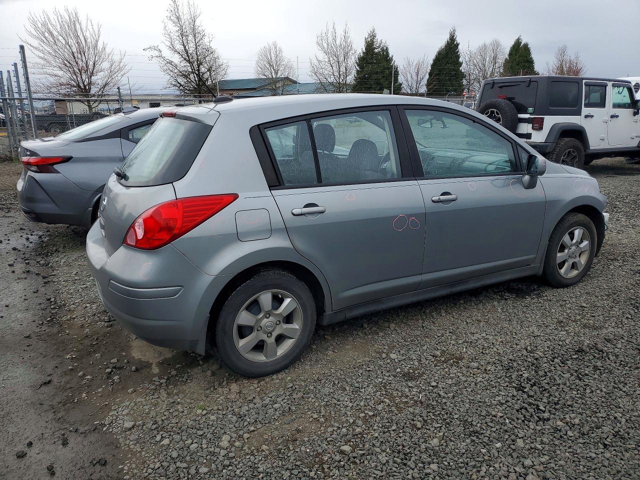 2007 Nissan Versa 1.8 s