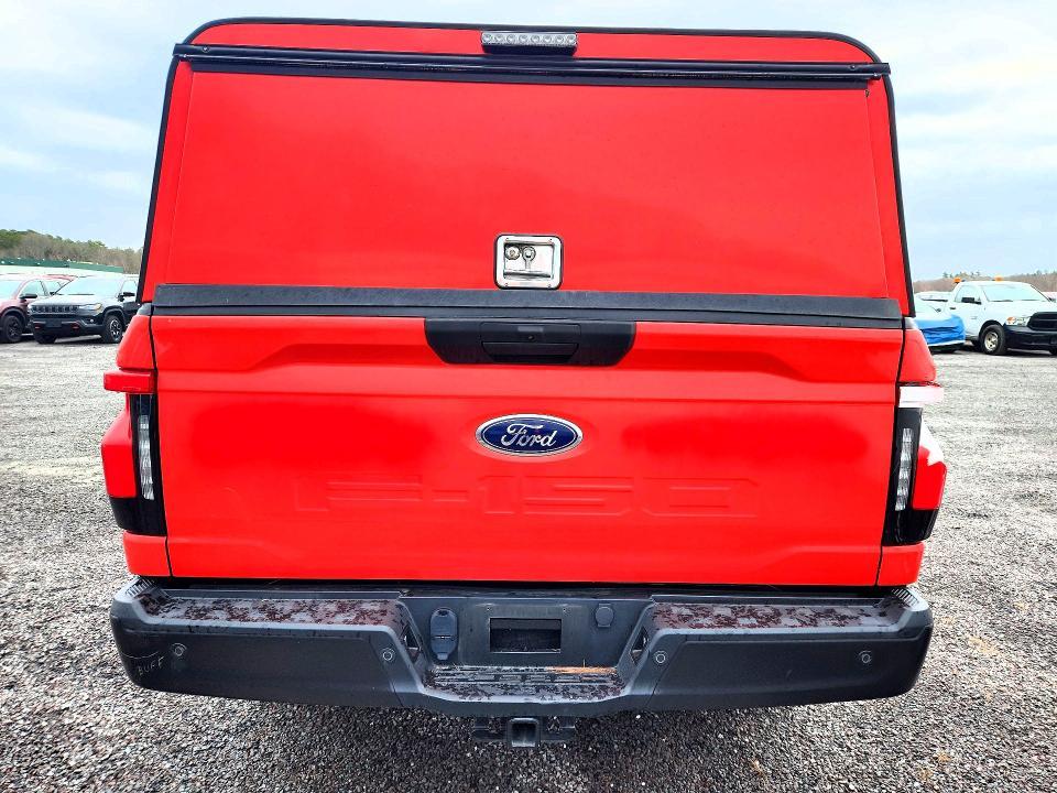 2022 Ford F150 Lightning pro