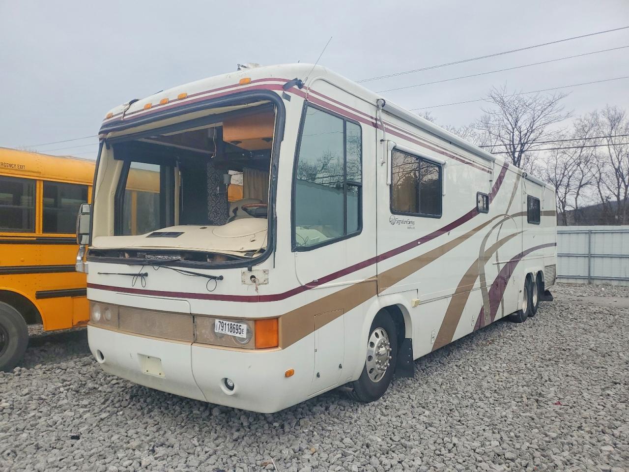 2000 Roadmaster Monaco RV
