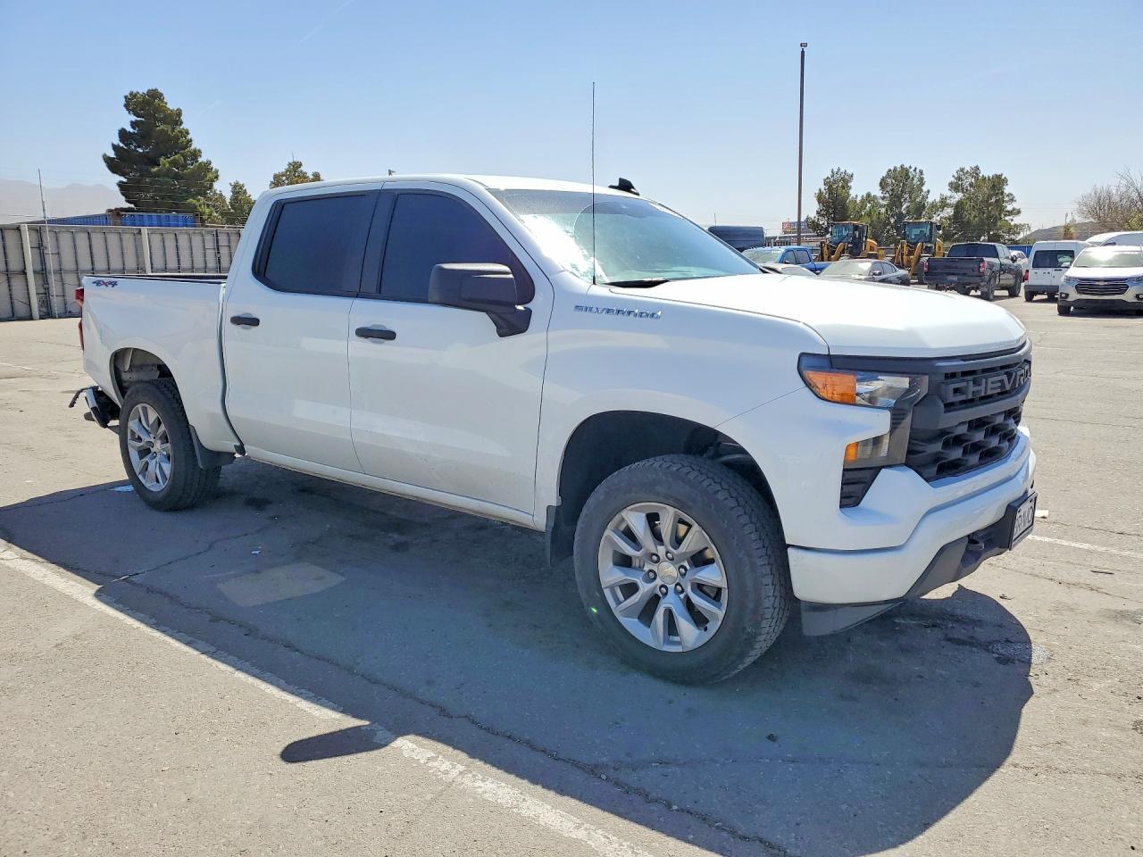 2022 Chevrolet Silverado K1500 Custom