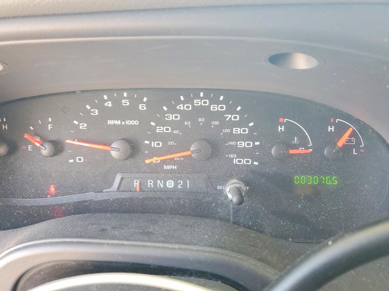 2004 Ford 2004 Thor Chateau Sport 29A