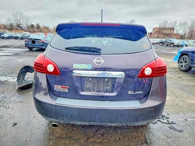 2011 Nissan Rogue s