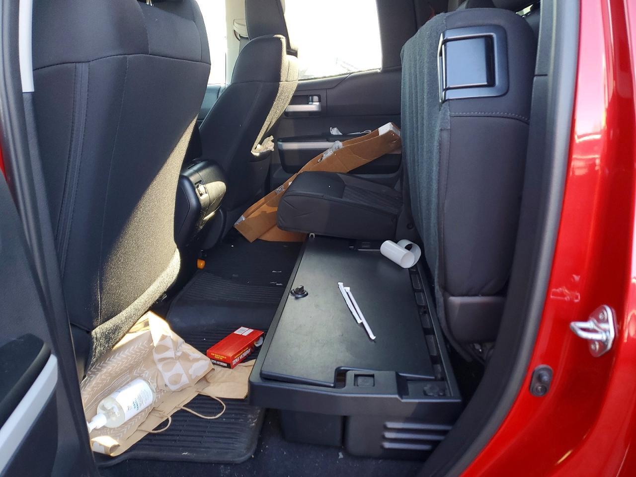 2017 Toyota Tundra SR5