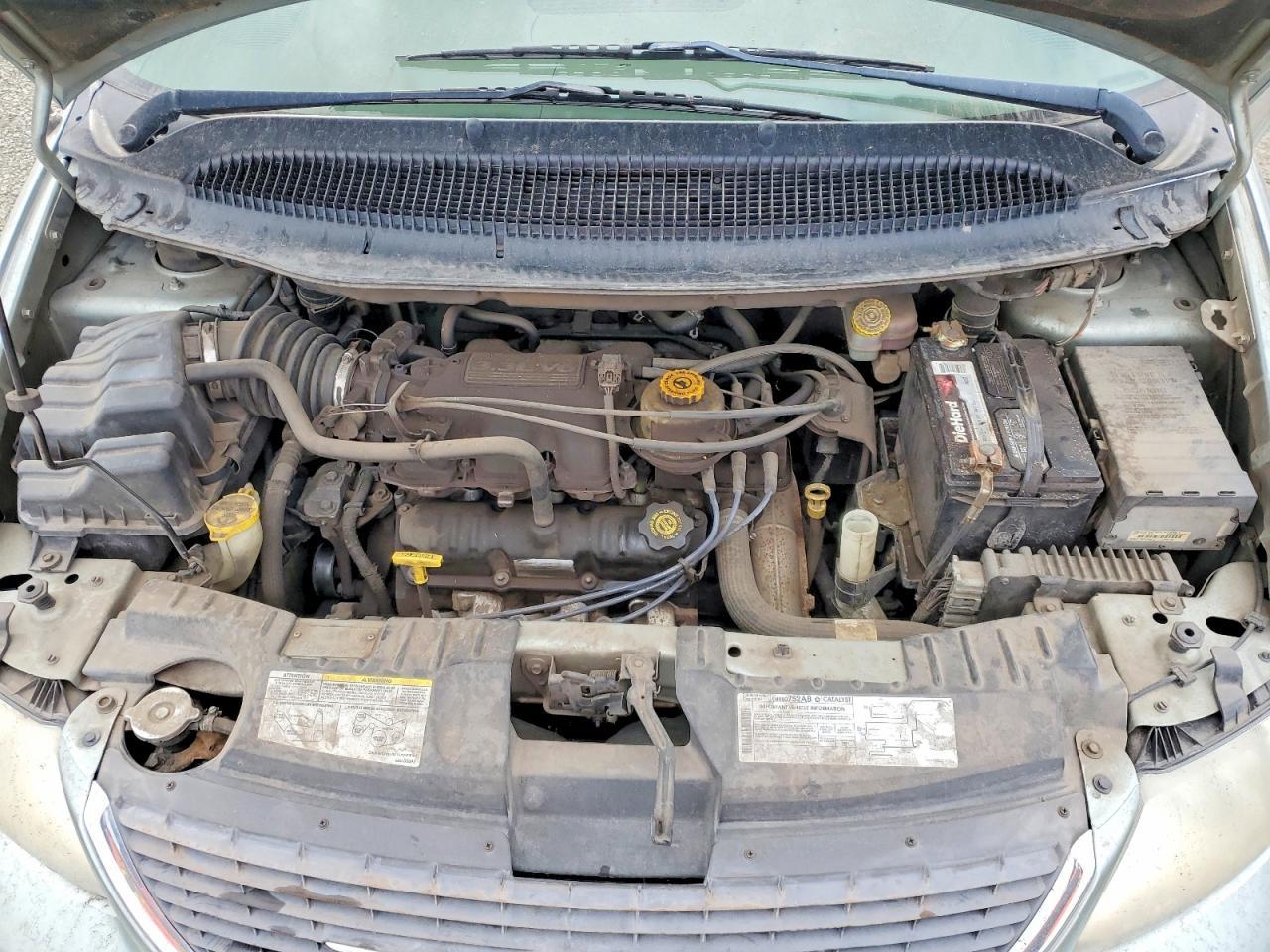 2003 Chrysler Town and Country