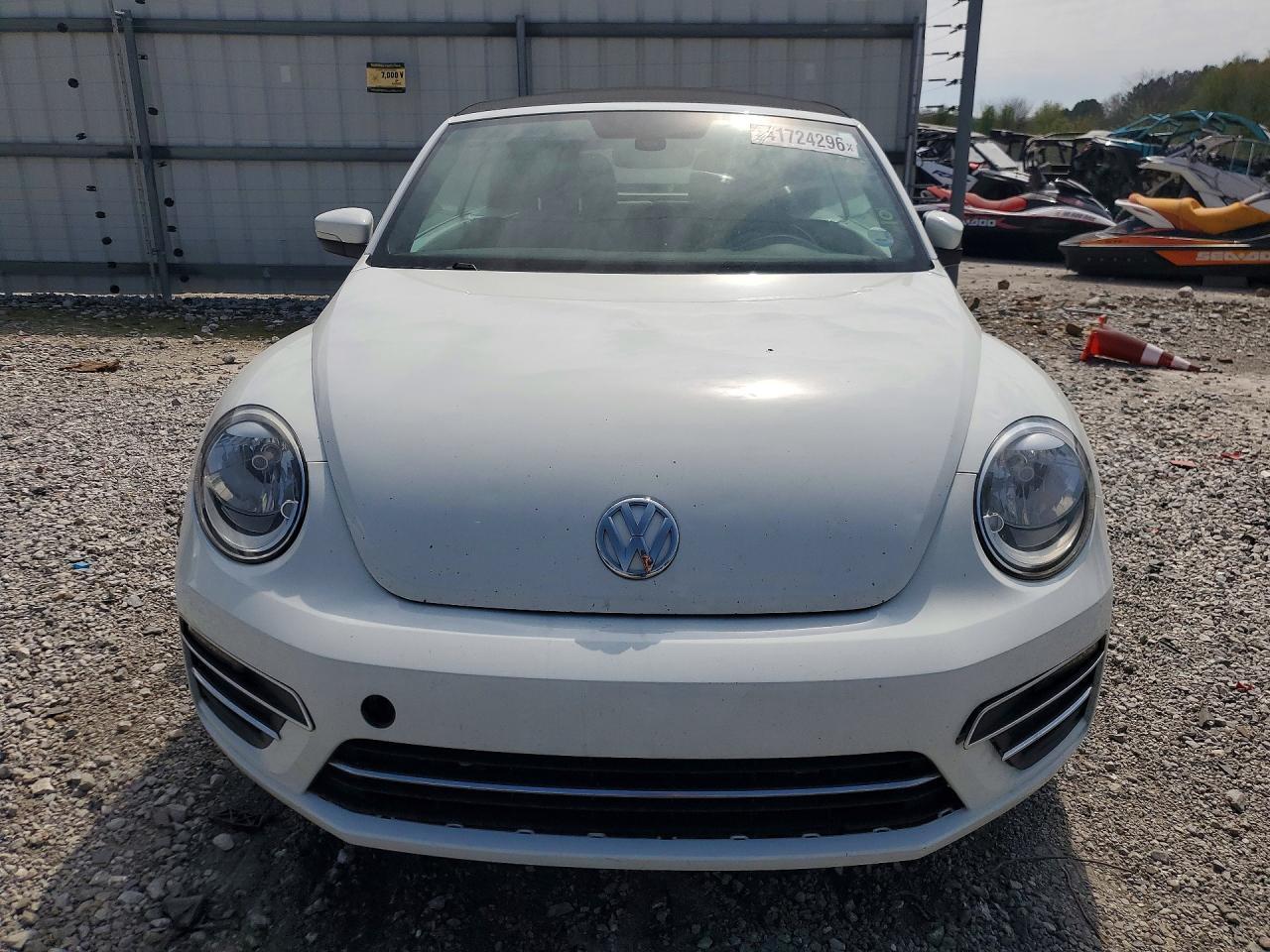 2017 Volkswagen Beetle s