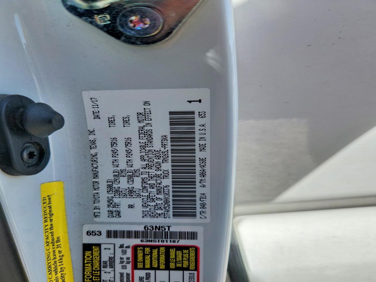 2017 Toyota Tacoma SR