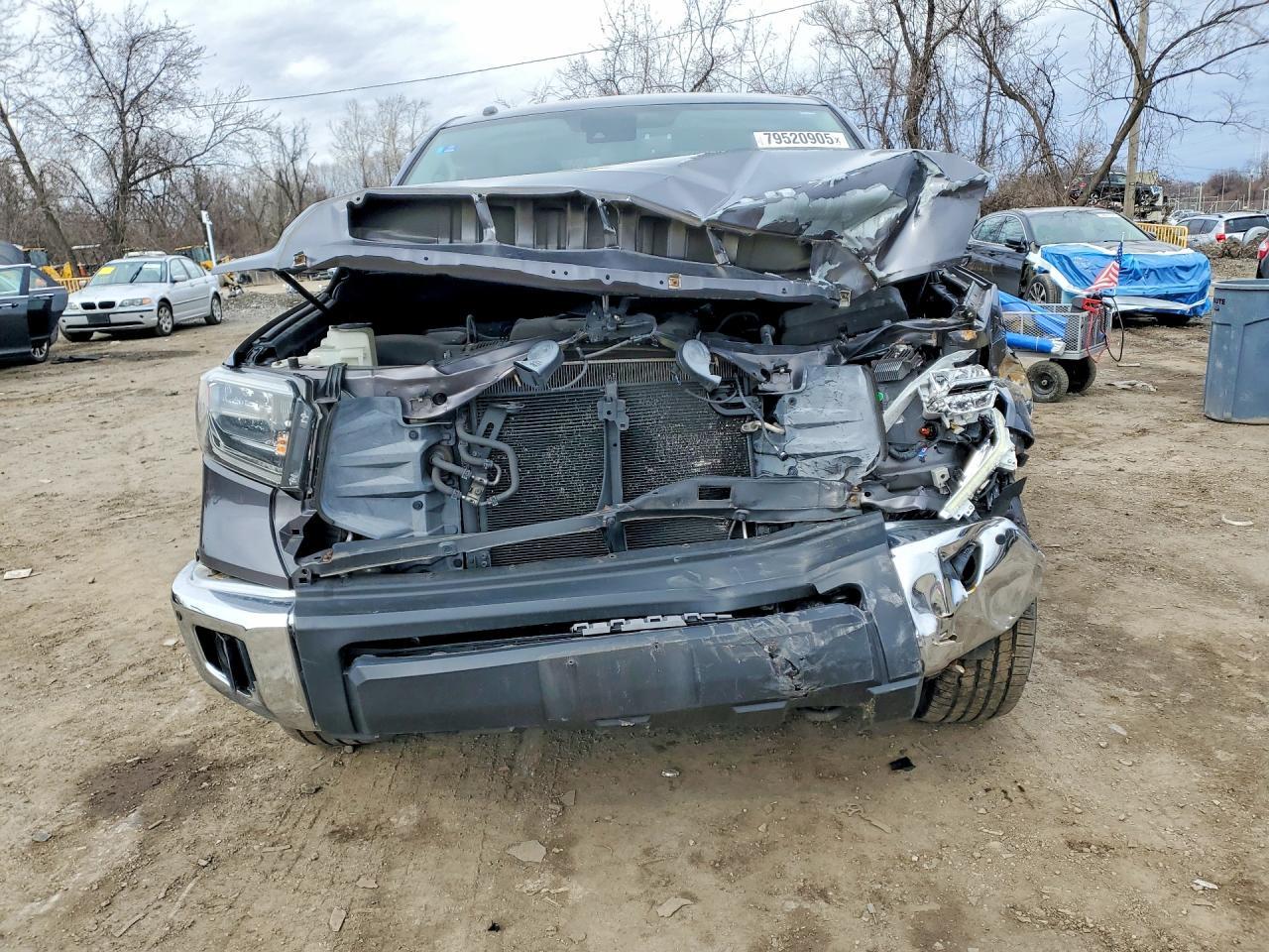 2018 Toyota Tundra SR5