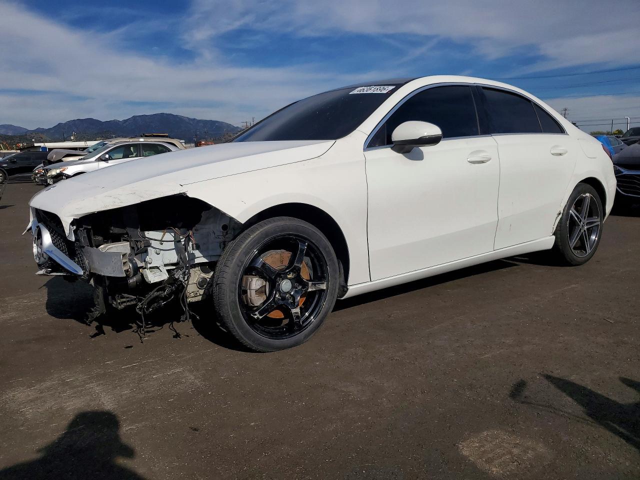 2022 Mercedes-Benz A 220