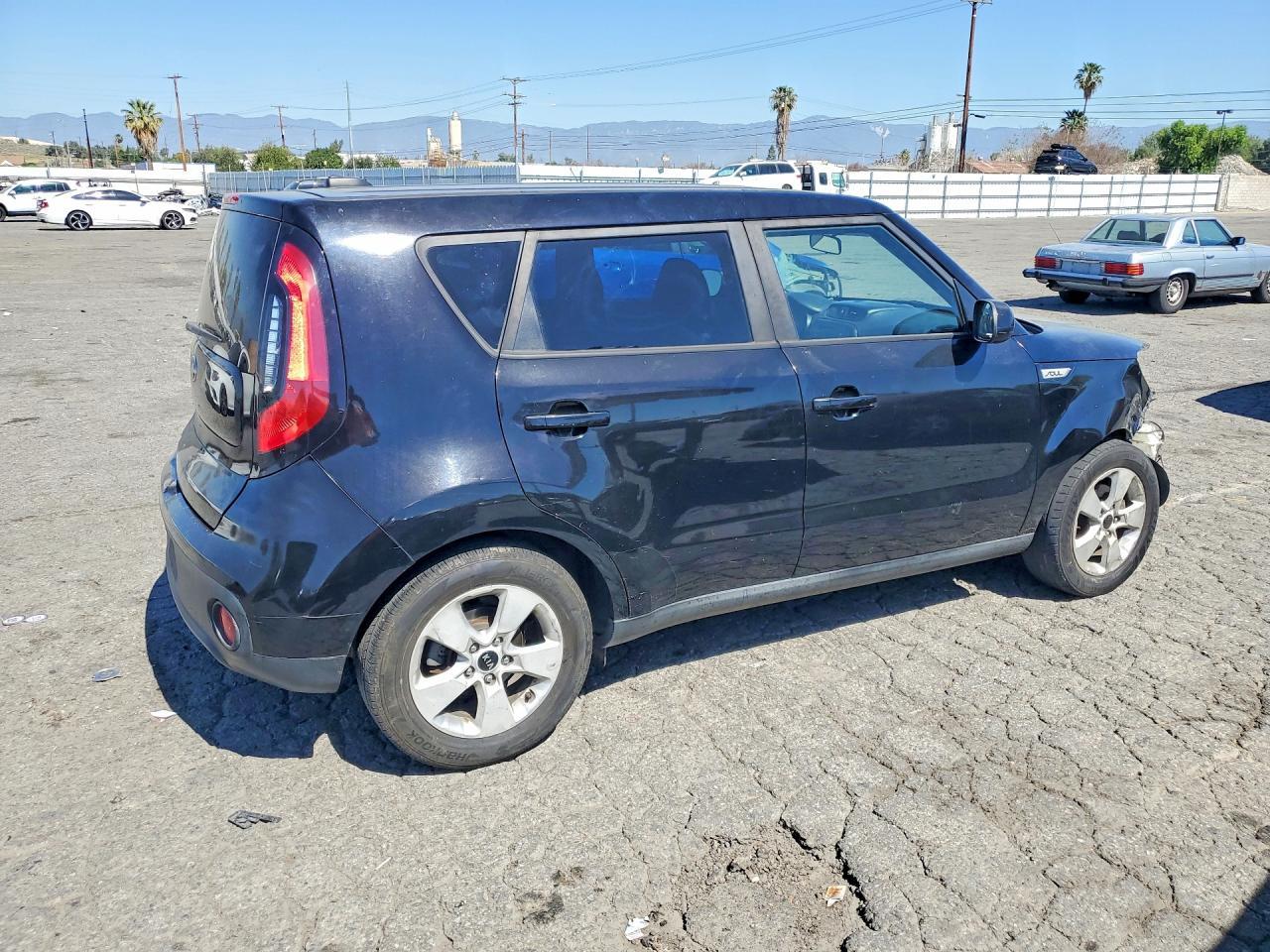 2018 KIA Soul Base