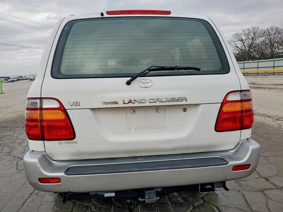 2000 Toyota Land Cruiser Base