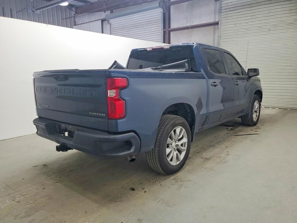 2022 Chevrolet Silverado C1500 Custom