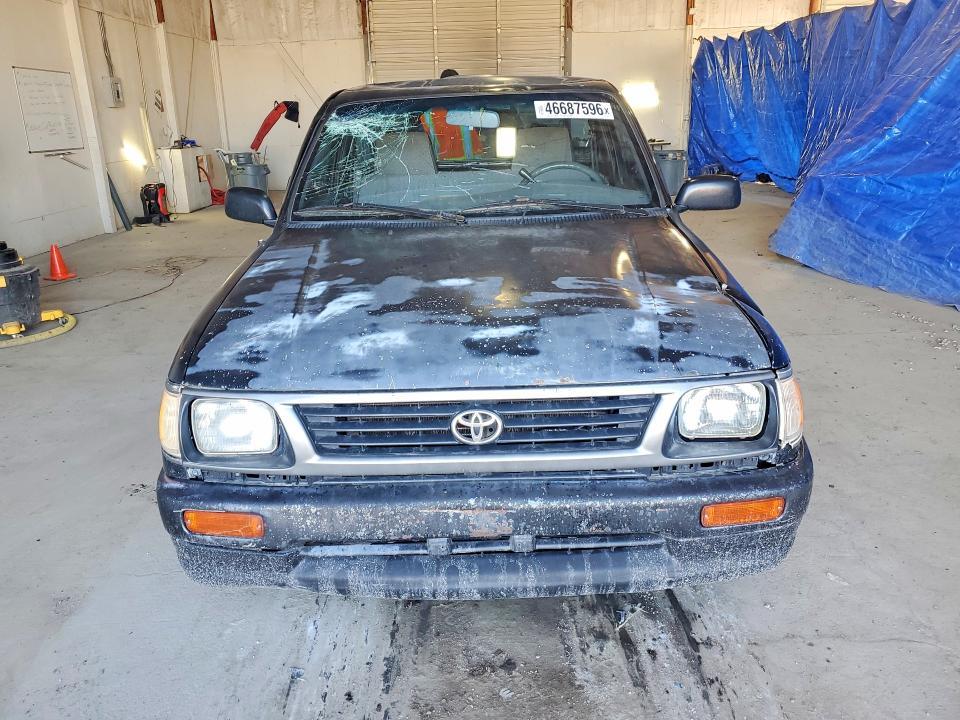 1996 Toyota Tacoma Base