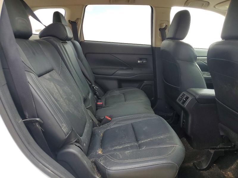 2020 Mitsubishi Outlander se