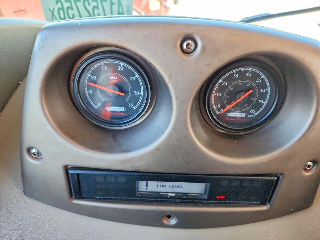 2013 Freigliner Chassis XC