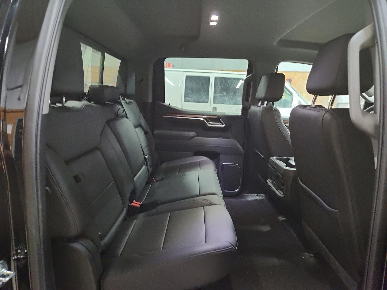 2025 Chevrolet Silverado K1500 RST