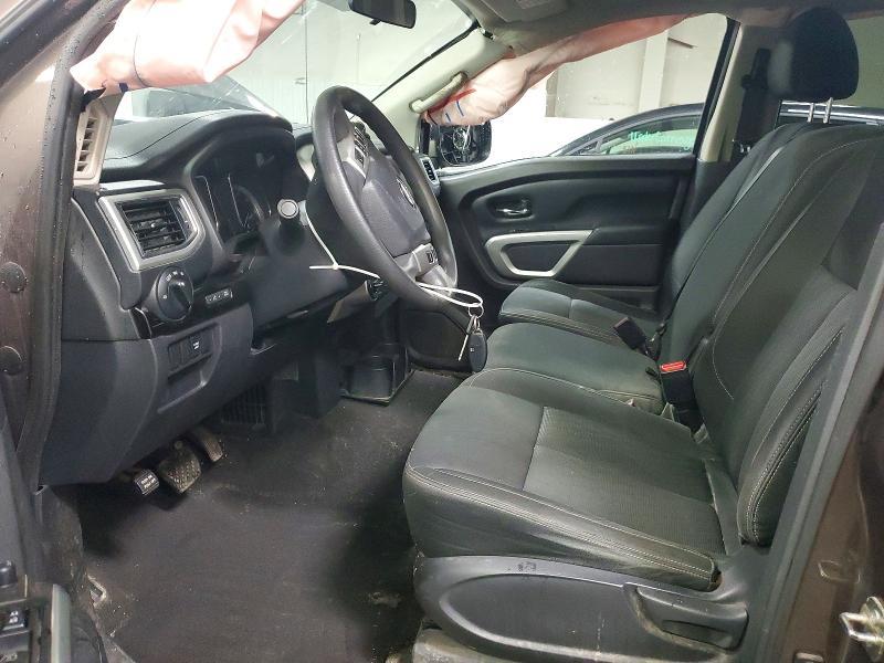 2018 Nissan Titan SV