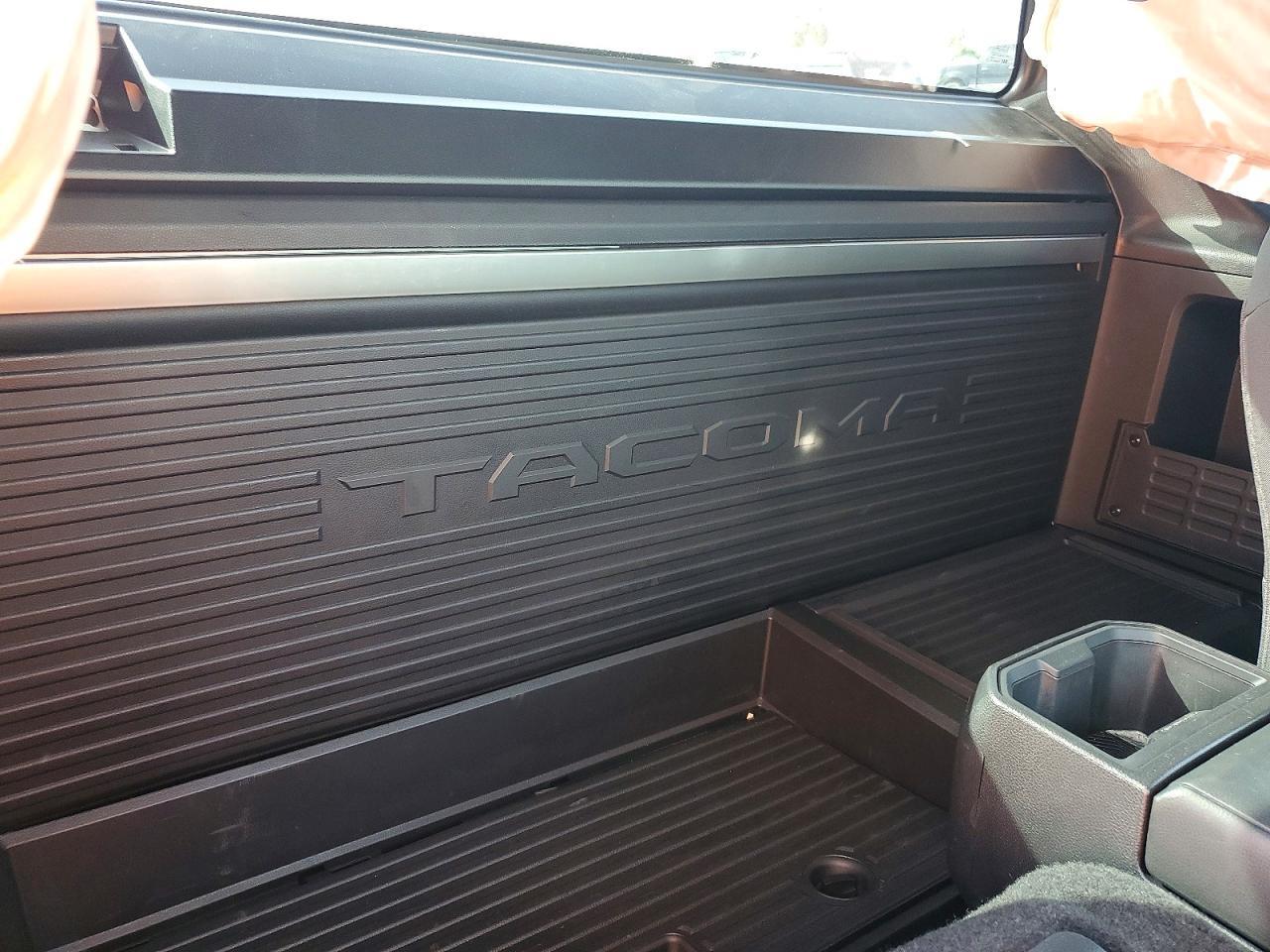 2025 Toyota Tacoma SR