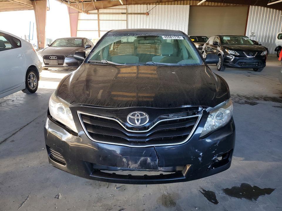 2011 Toyota Camry le