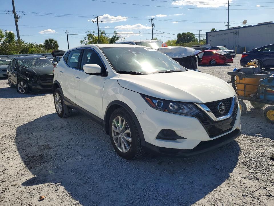 2021 Nissan Rogue Sport s