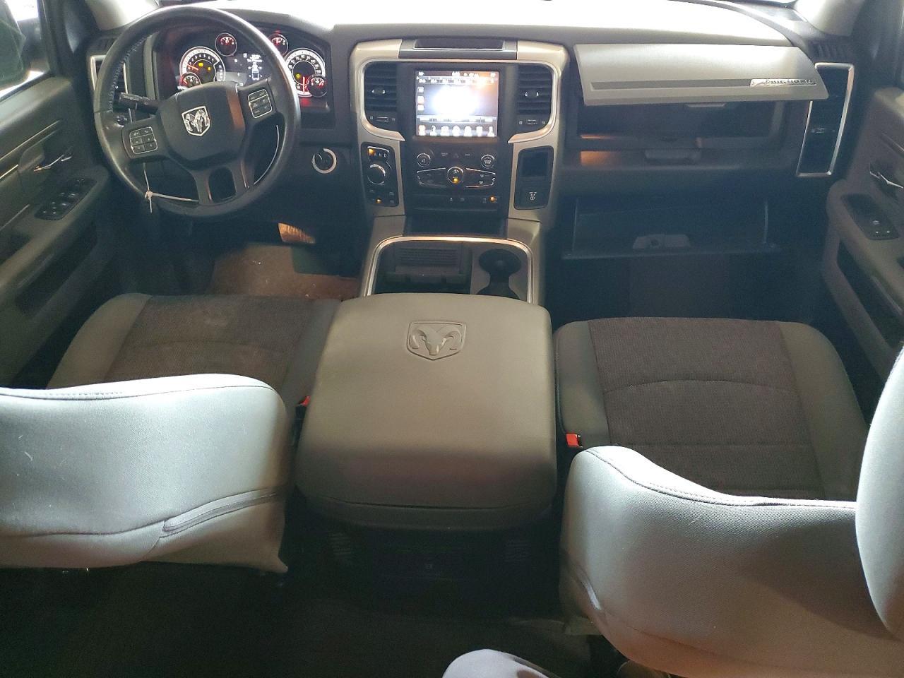 2017 Dodge RAM 1500 SLT