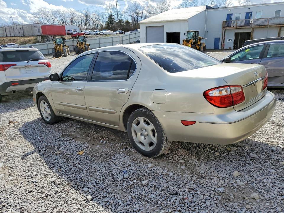 2001 Infiniti I30 Base