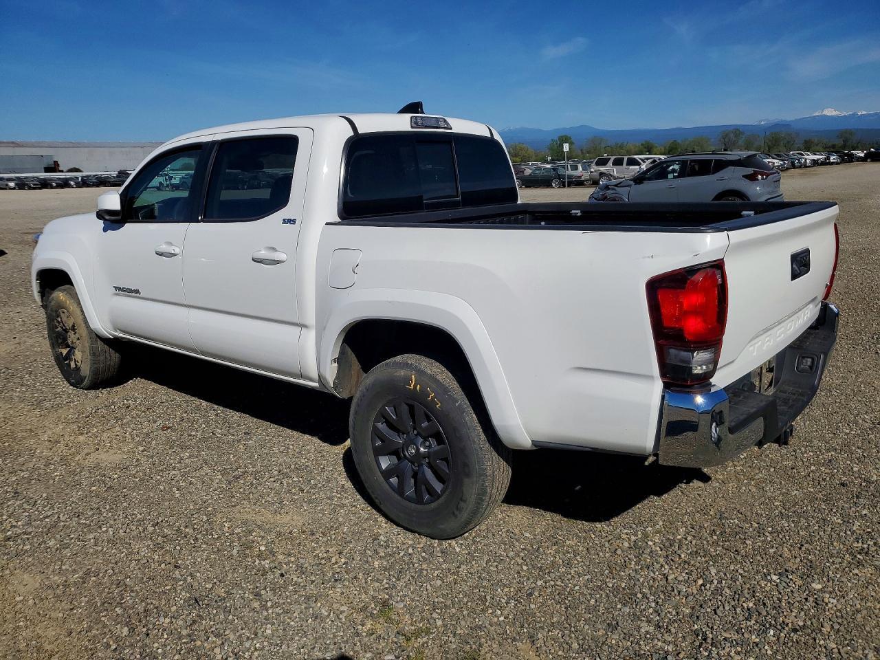 2022 Toyota Tacoma SR5 V6