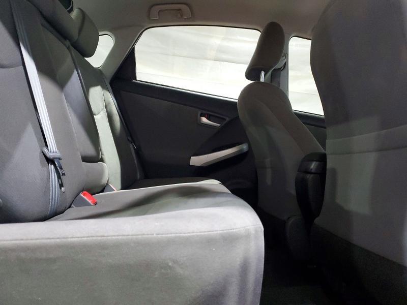 2015 Toyota Prius two