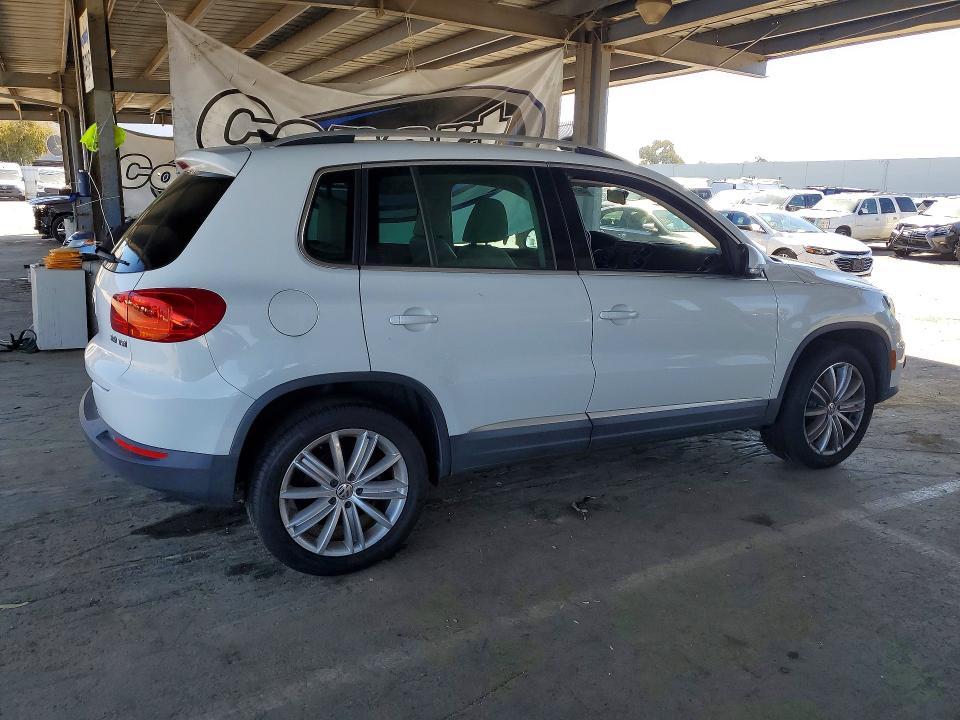 2015 Volkswagen Tiguan s