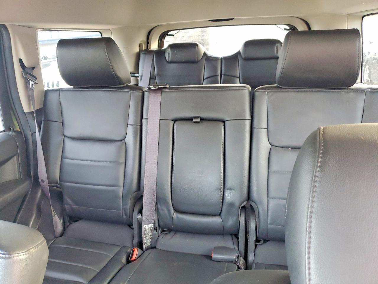 2009 Jeep Commander Sport