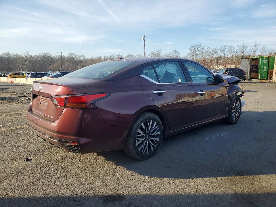2025 Nissan Altima 2.5 sv