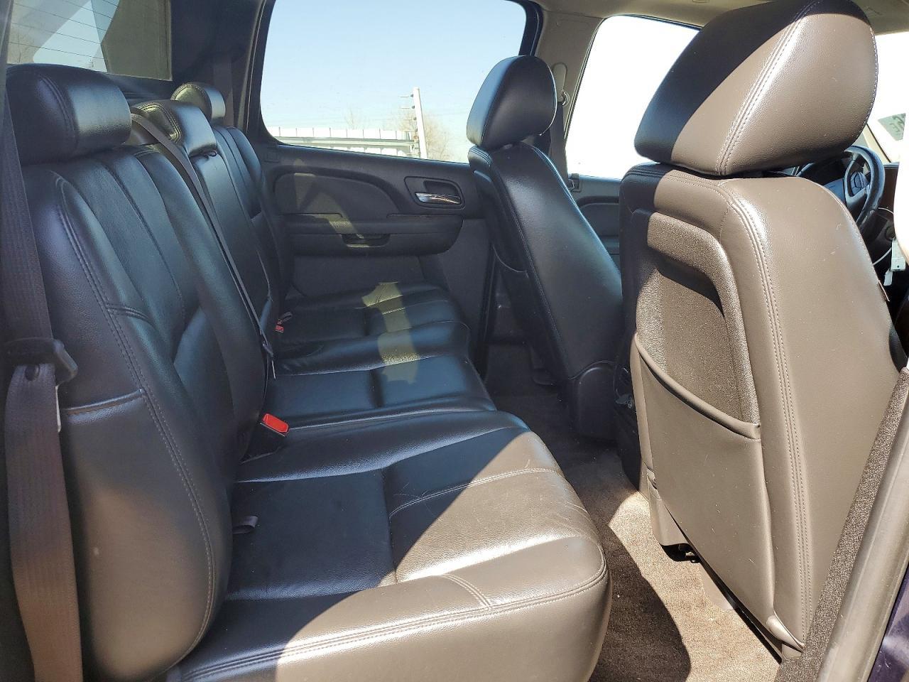 2012 Chevrolet Avalanche LT