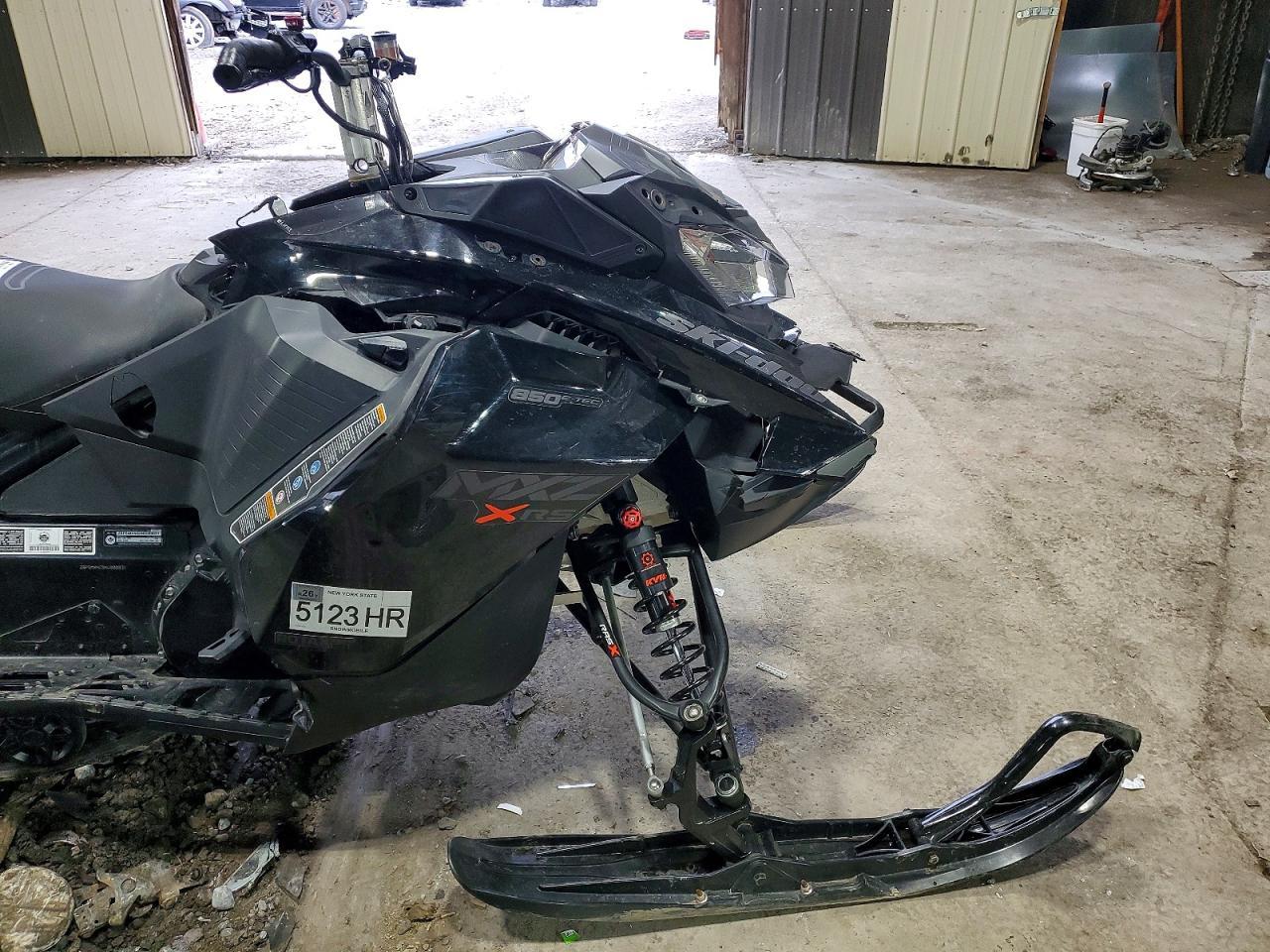2022 Skidoo MX Z X-RS E-TEC 850R