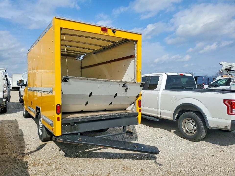 2024 GMC Savana BOX Truck