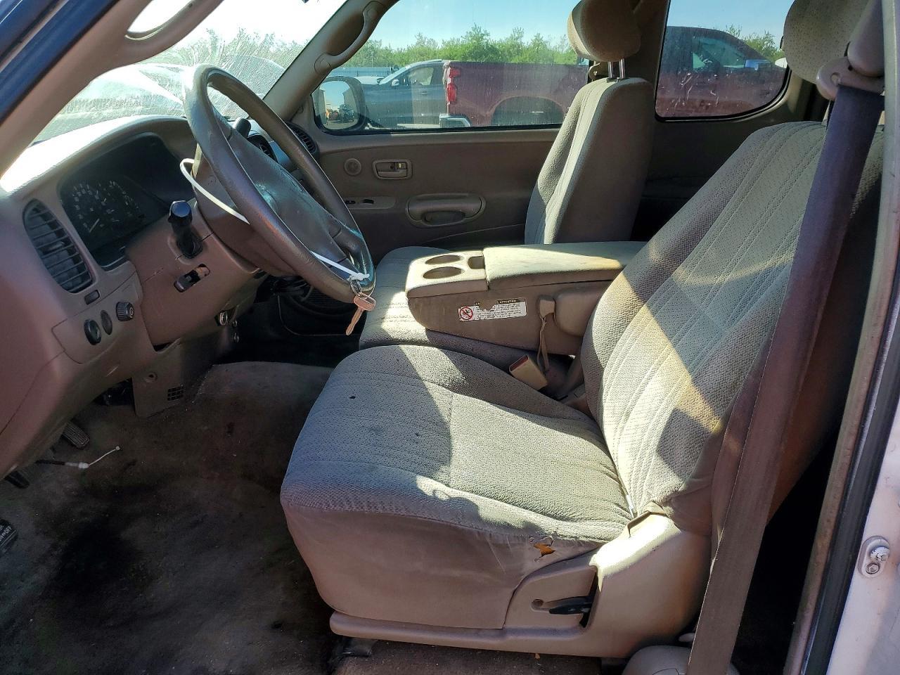 2002 Toyota Tundra SR5 V8