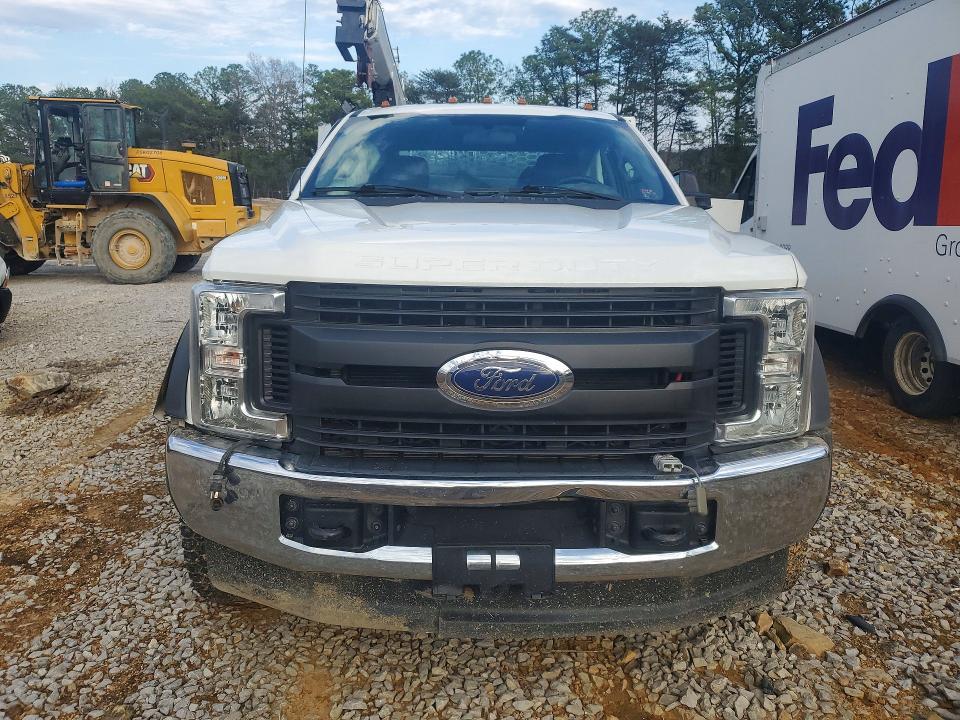 2018 Ford F550 Super Duty Utility / Service Truck