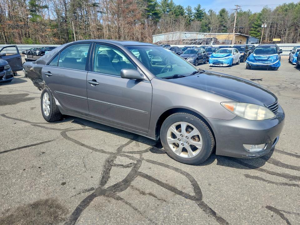 2005 Toyota Camry xle