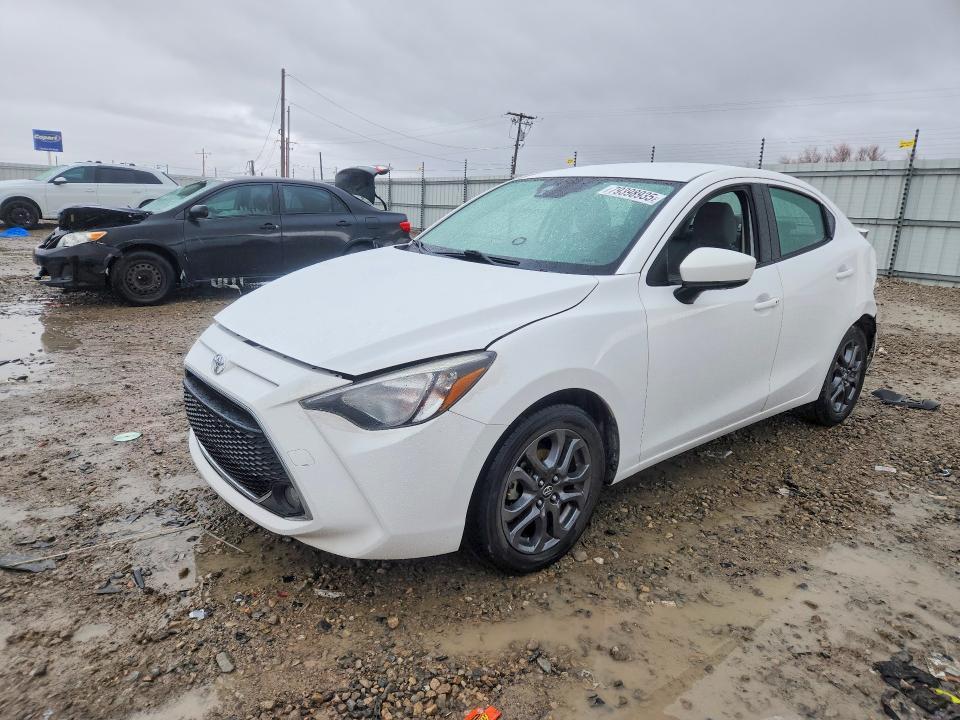 2019 Toyota Yaris le