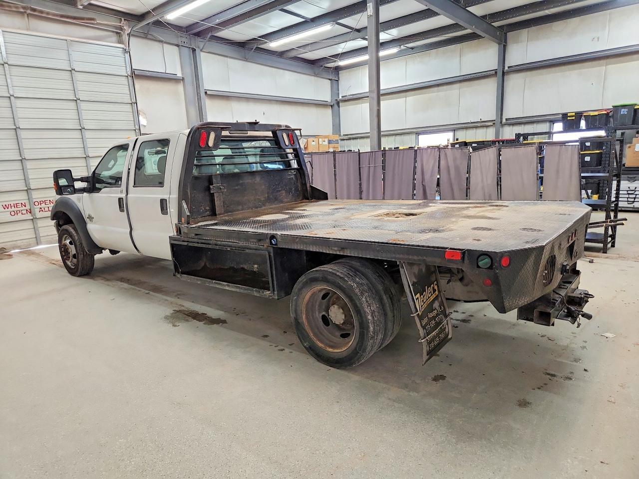 2016 Ford F450 Super Duty Flatbed Truck