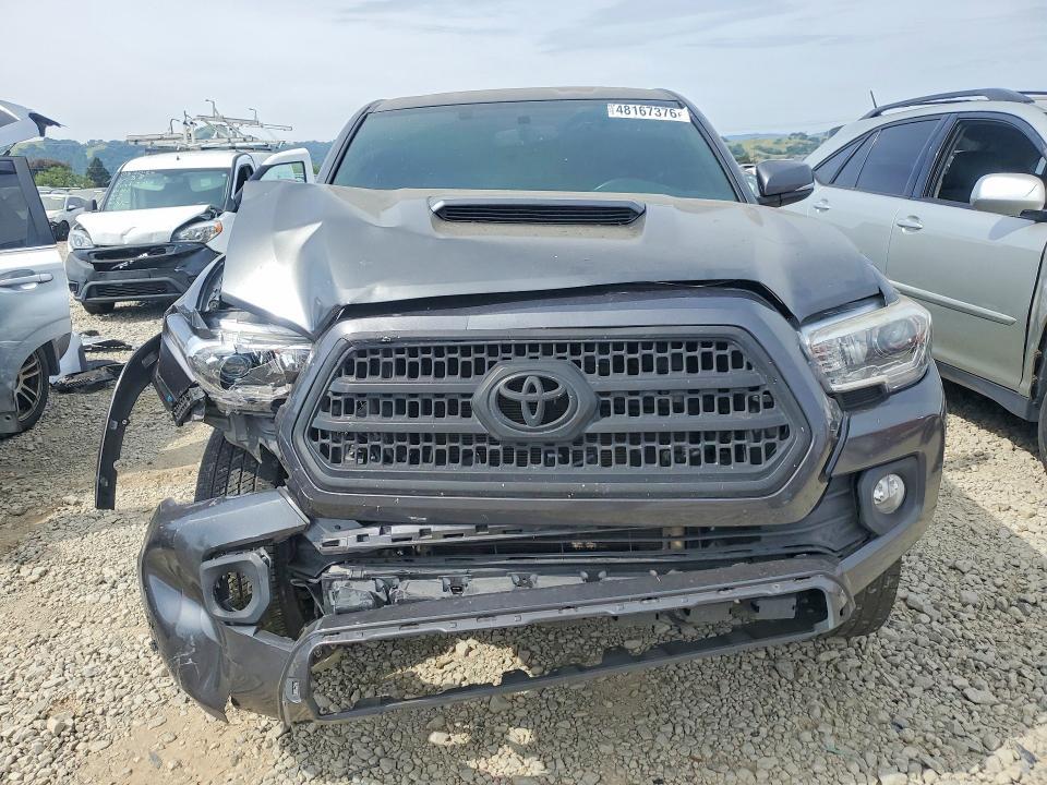 2016 Toyota Tacoma TRD Sport