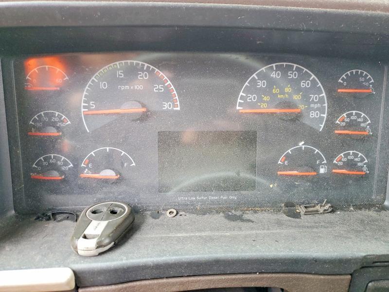 2013 Volv O vnl Semi Truck