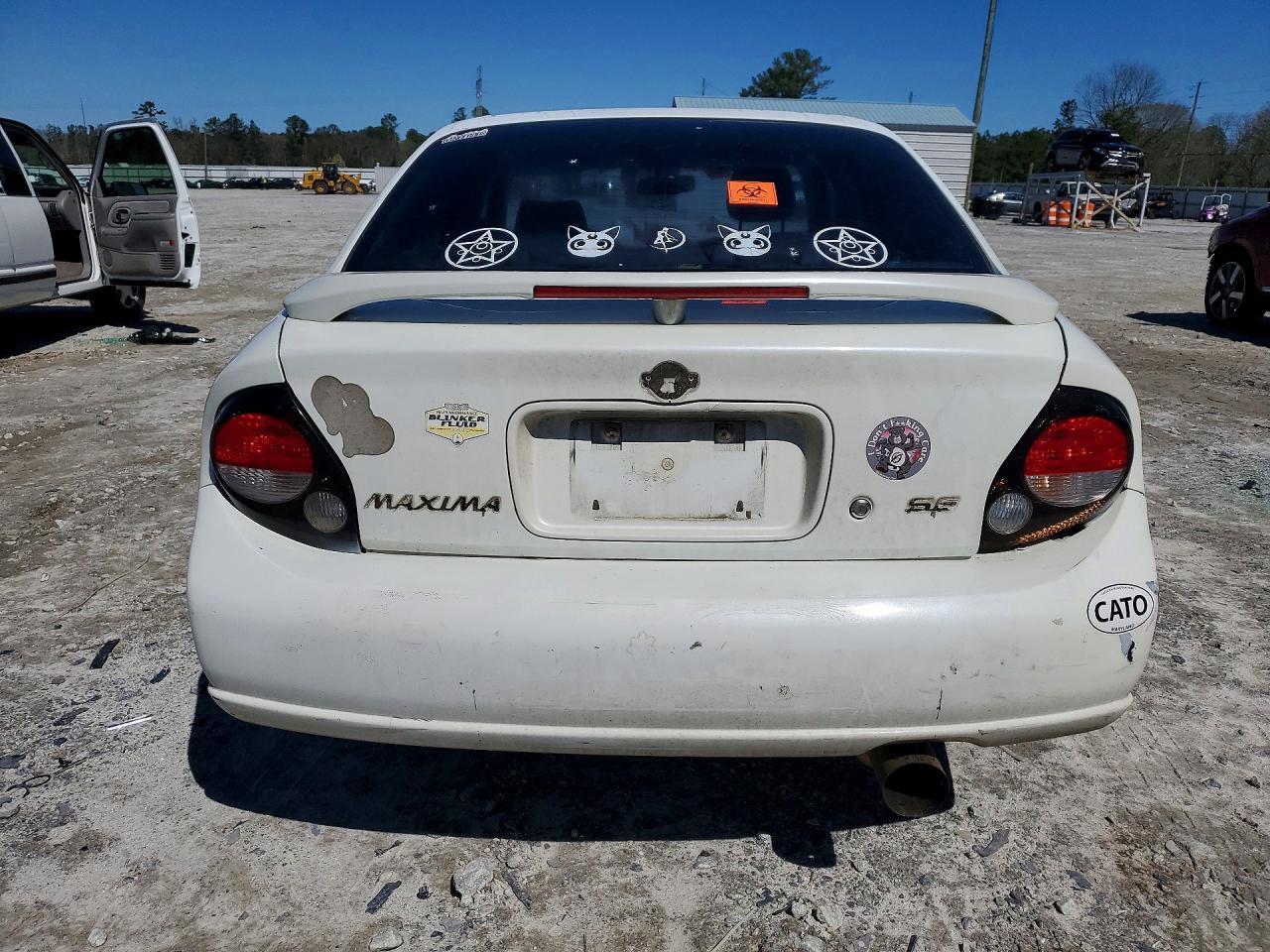 2001 Nissan Maxima gxe