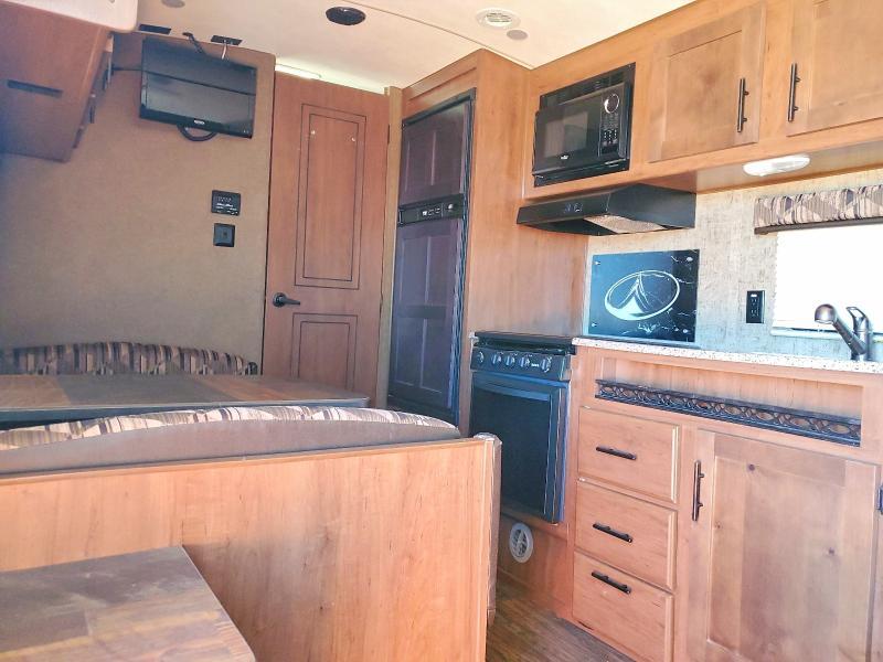 2018 Outdoors Rv Creek Side