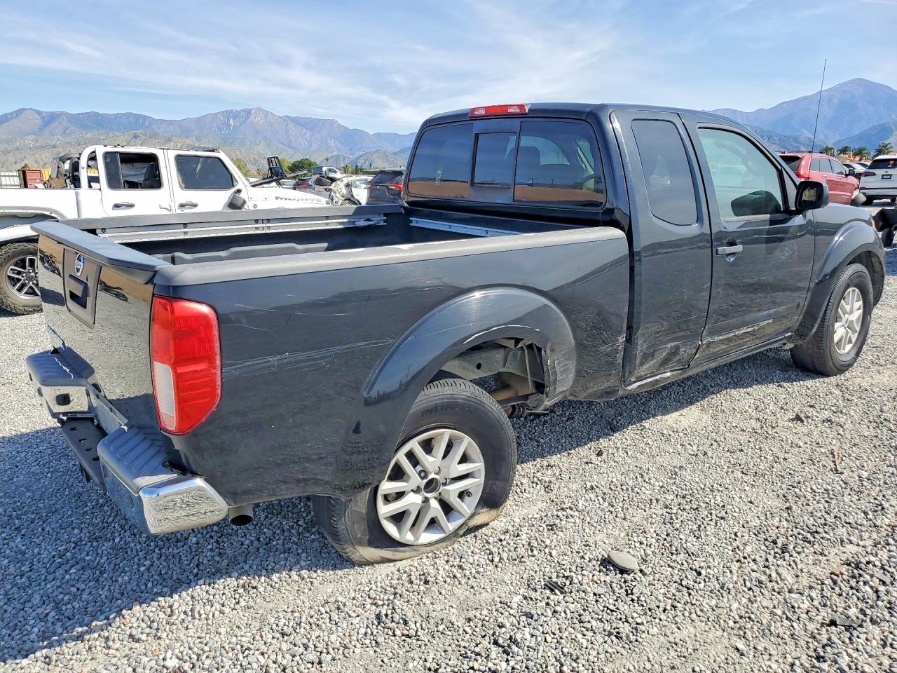 2015 Nissan Frontier sv V6