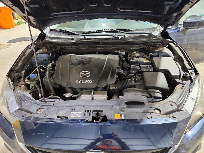 2015 Mazda 3 sv