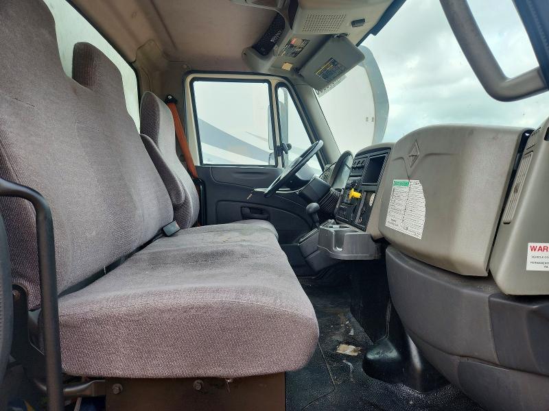 2018 International 4300 box Truck