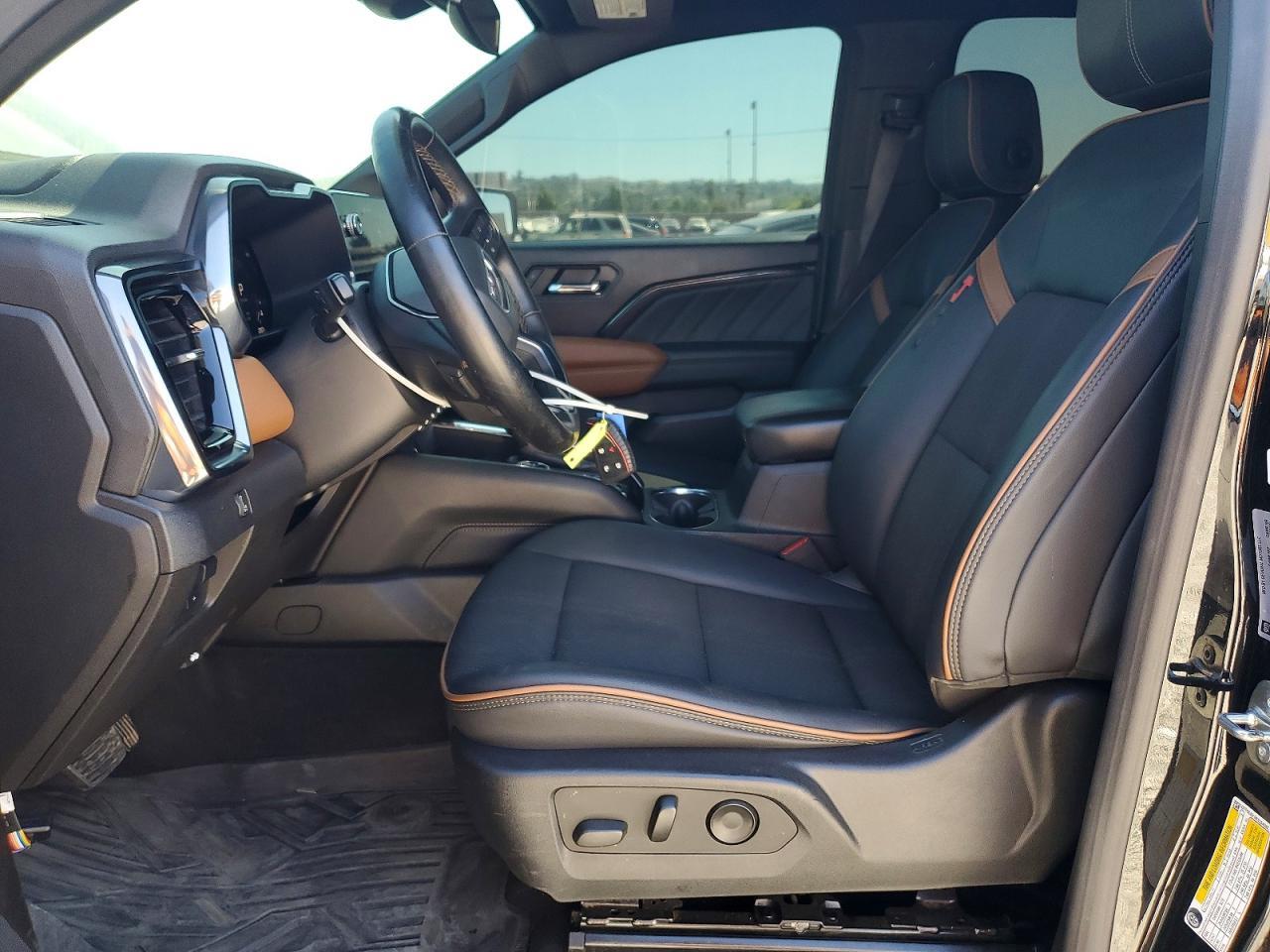 2024 GMC Canyon AT4