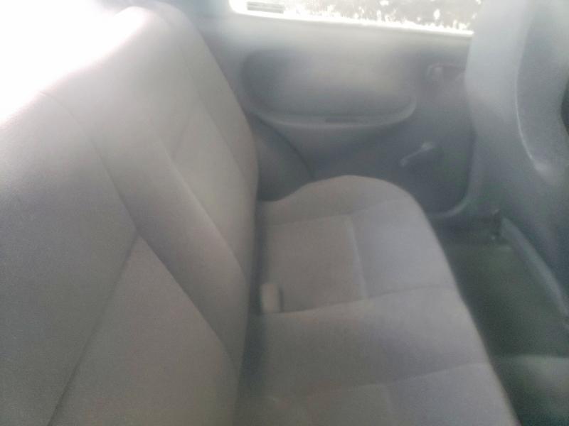 2000 Chevrolet Metro lsi